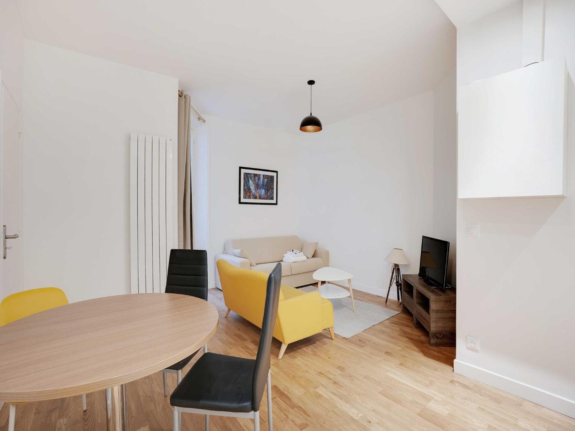 Apartment Charming Flat - 1bd 3p - Felix Faure